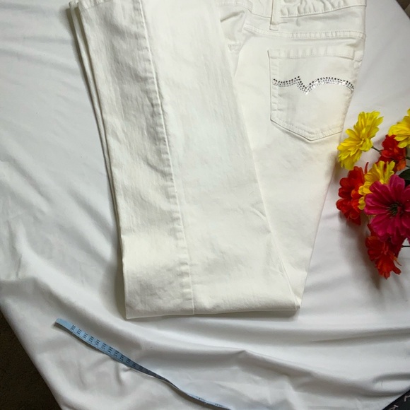 White Jeans Jones New York with details pockets 🥰 - Picture 15 of 15